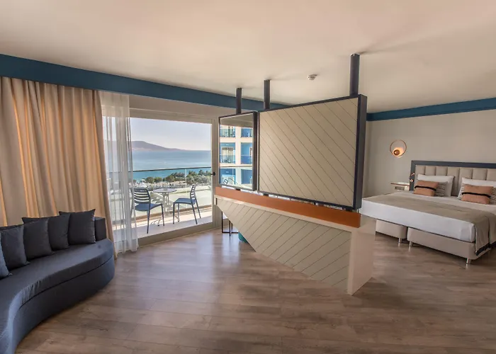 Maxeria Blue Didyma Akbük